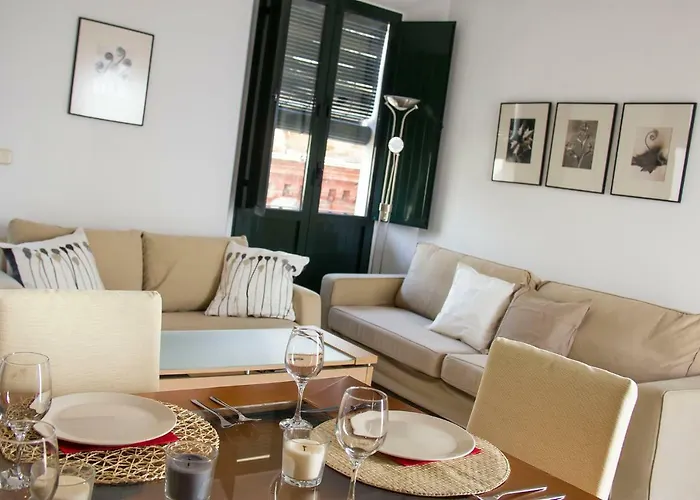 Appartamento Luz Y Balcones Junto A La Giralda Siviglia